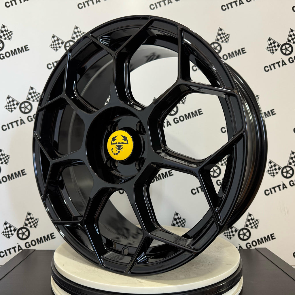 Set da 4 Cerchi in lega RACEWAY per Abarth 500 595 SS esseesse (LOGO GIALLO)