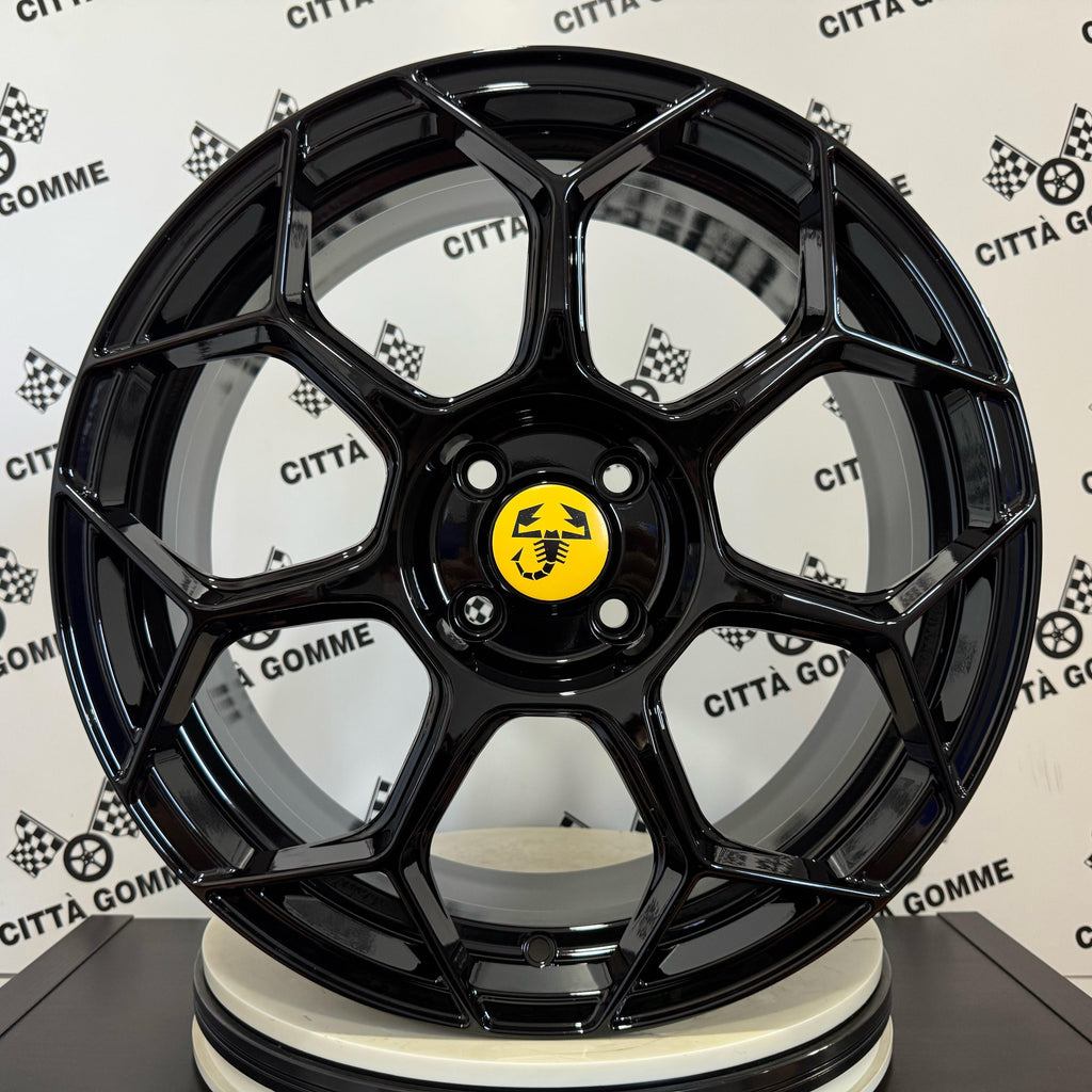 Set da 4 Cerchi in lega RACEWAY per Abarth 500 595 SS esseesse (LOGO GIALLO)