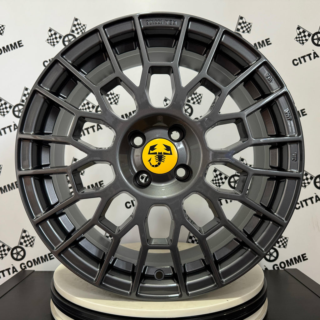 Set da 4 Cerchi in lega APX per ABARTH 500 500E (LOGO GIALLO)