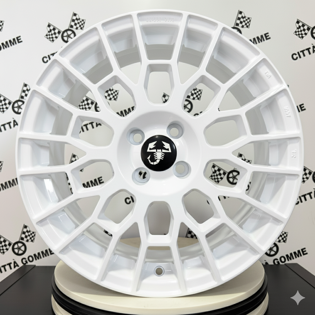 Set da 4 Cerchi in lega APX per ABARTH 500 500E (LOGO NERO)