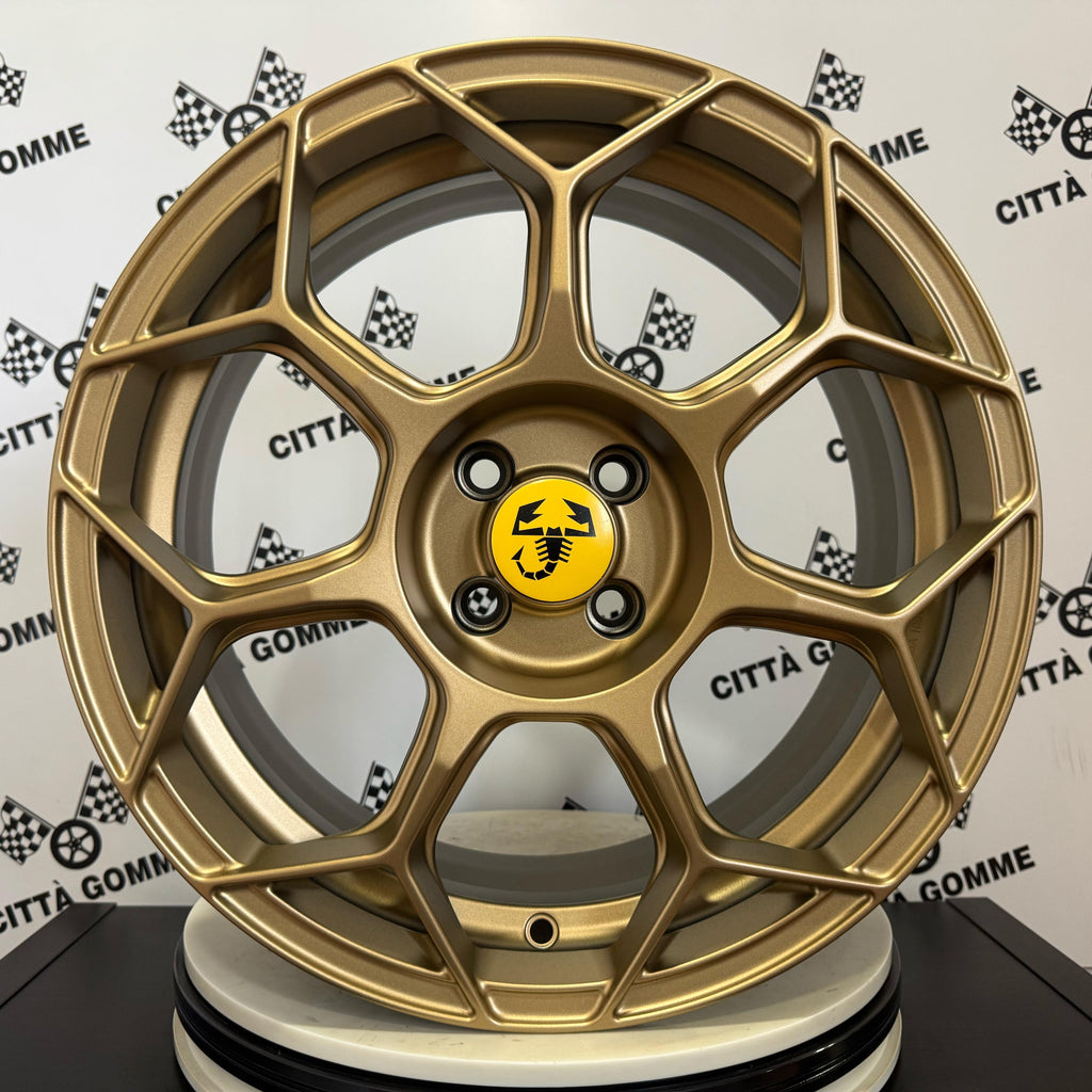 Set da 4 Cerchi in lega RACEWAY per Abarth 500 595 SS esseesse (LOGO GIALLO)