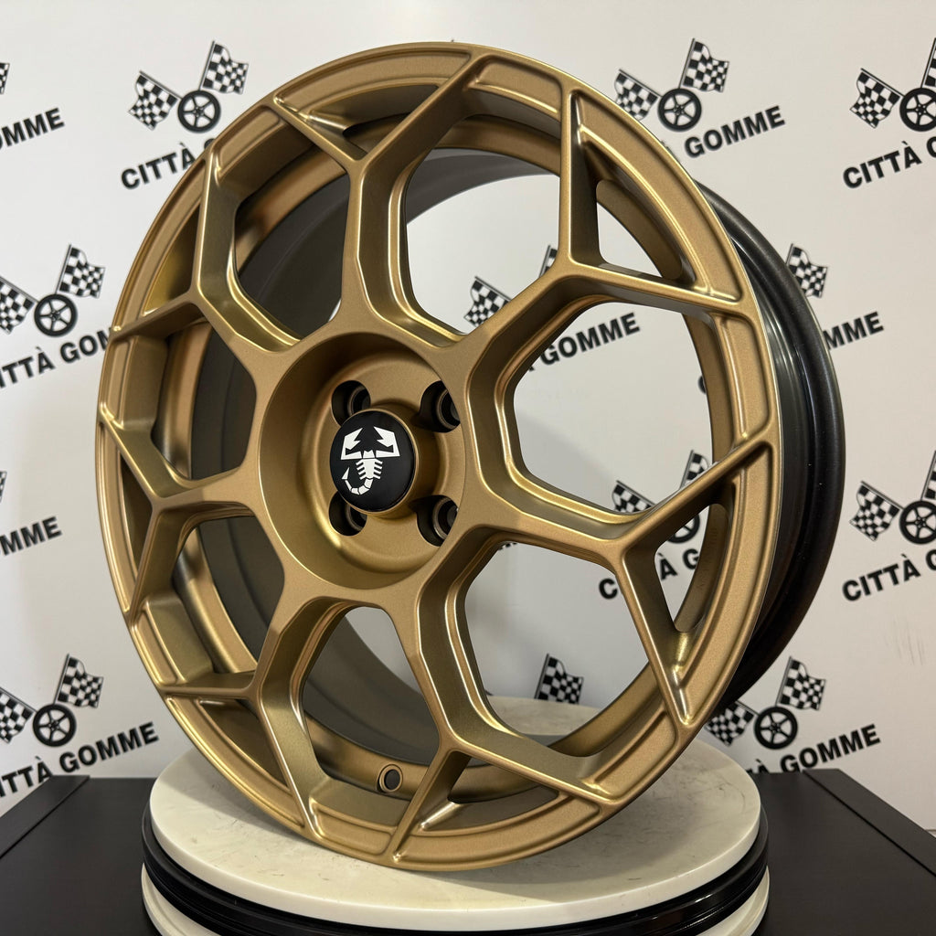 Set da 4 Cerchi in lega RACEWAY per Abarth 500 595 SS esseesse (LOGO NERO)
