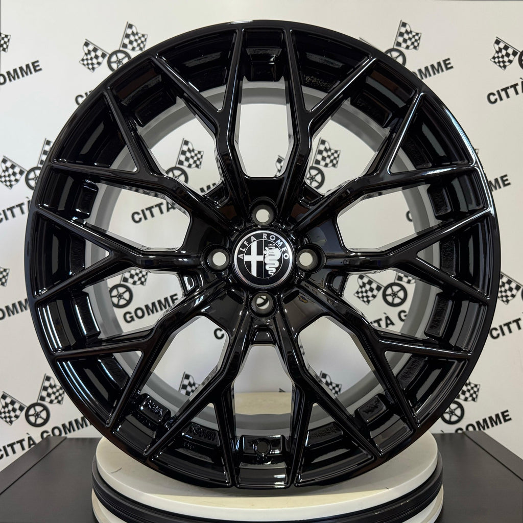 Set da 4 Cerchi in lega VIPERX per ALFA ROMEO JUNIOR