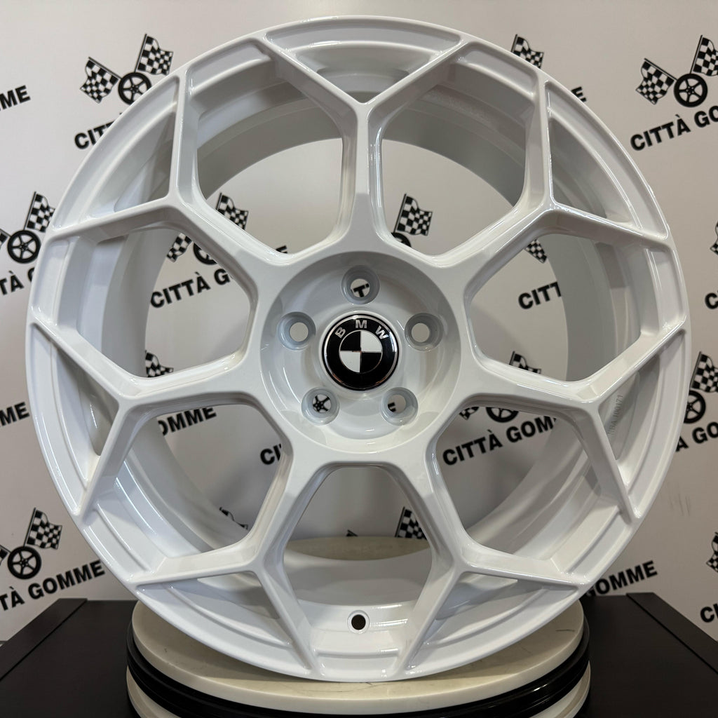 Set 4 Cerchi in lega Raceway per BMW X1 2015> X2 X3 X4 Serie 5 2017> Serie 1 3 2019> Serie 2 Active / Gran Tourer