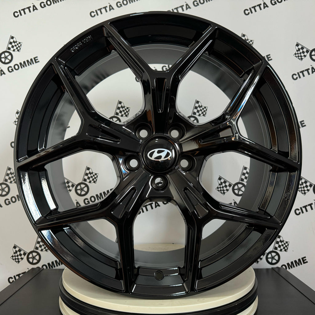 Set 4 Cerchi in lega Epica per Hyundai iX20 iX35 i30 i40 Kona Ioniq Tucson XG Elantra