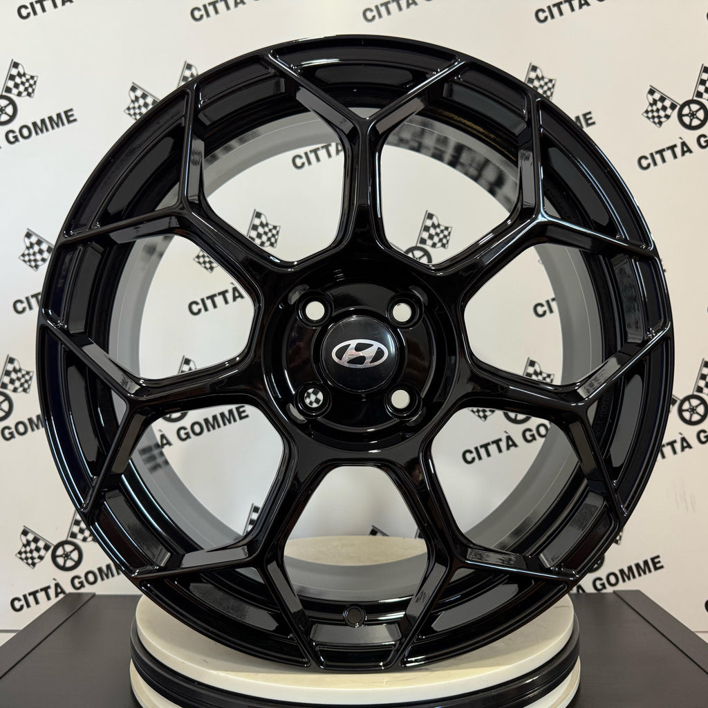 Set da 4 Cerchi in lega RACEWAY per HYUNDAI i10 i20 ACCENT BAYON GETZ