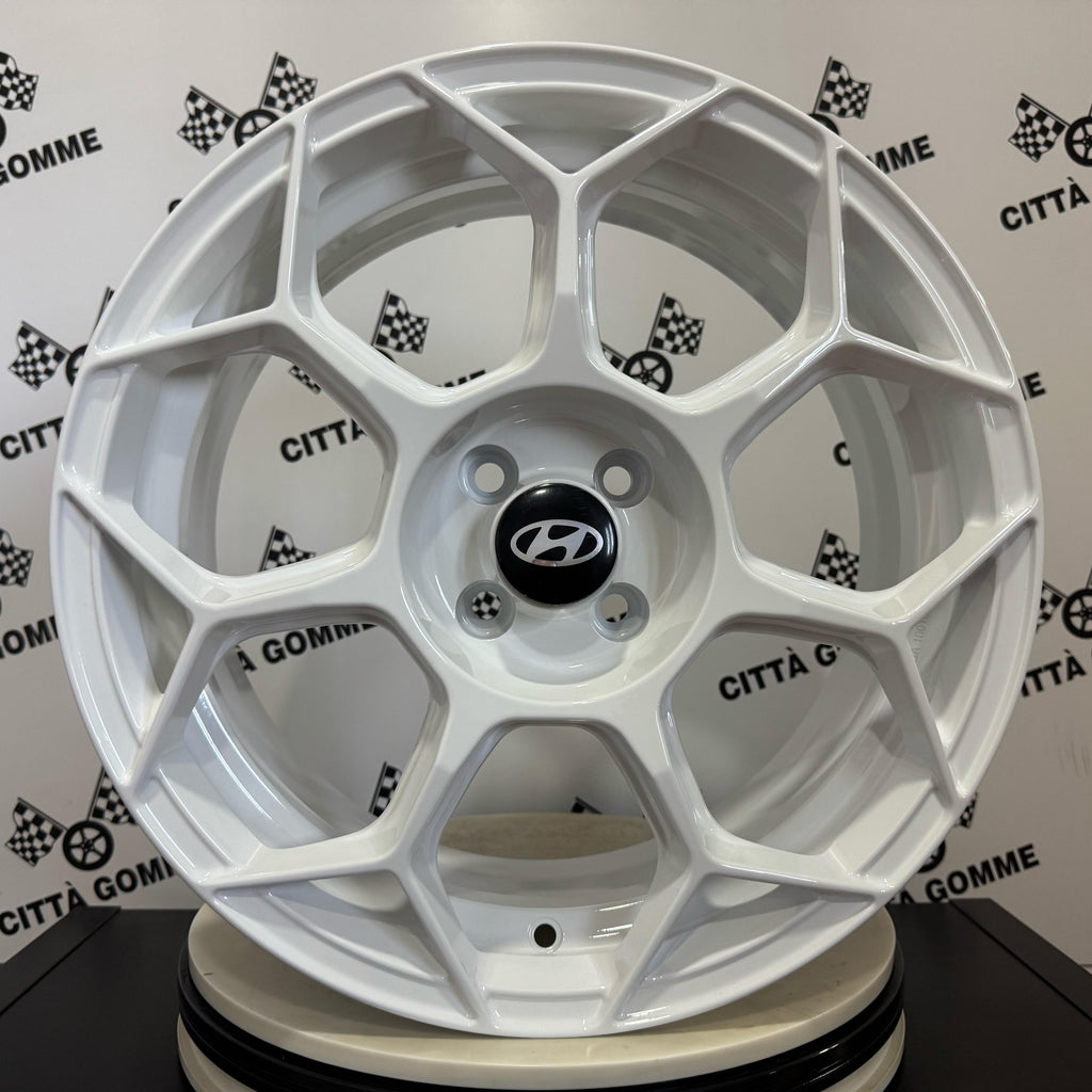 Set da 4 Cerchi in lega RACEWAY per HYUNDAI i10 i20 ACCENT BAYON GETZ
