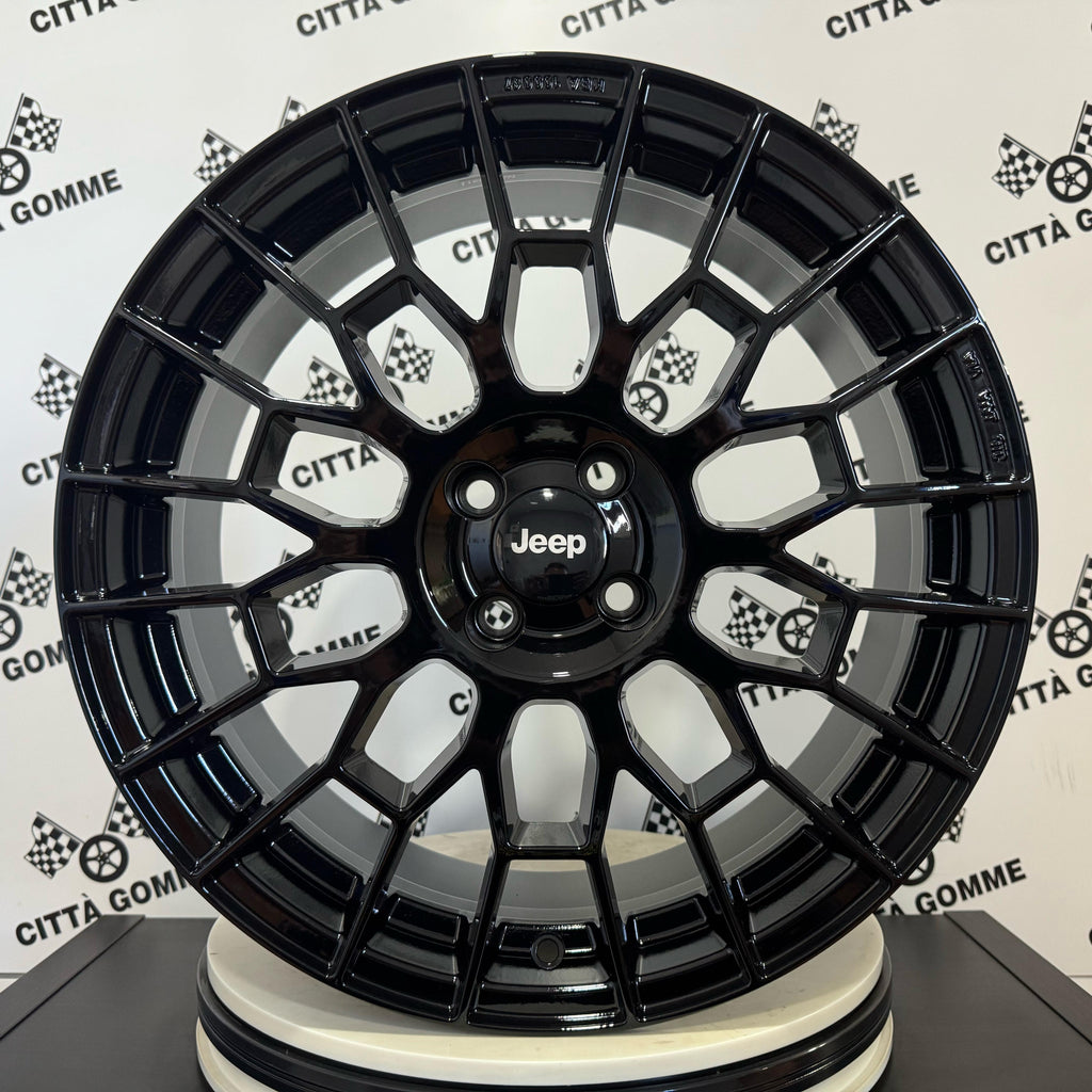 Set da 4 Cerchi in lega APX per JEEP AVENGER