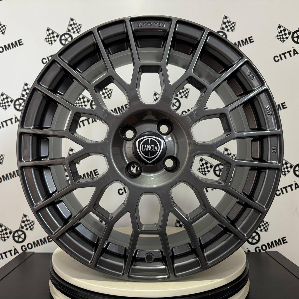 Set da 4 Cerchi in lega APX per LANCIA DELTA MUSA YPSILON