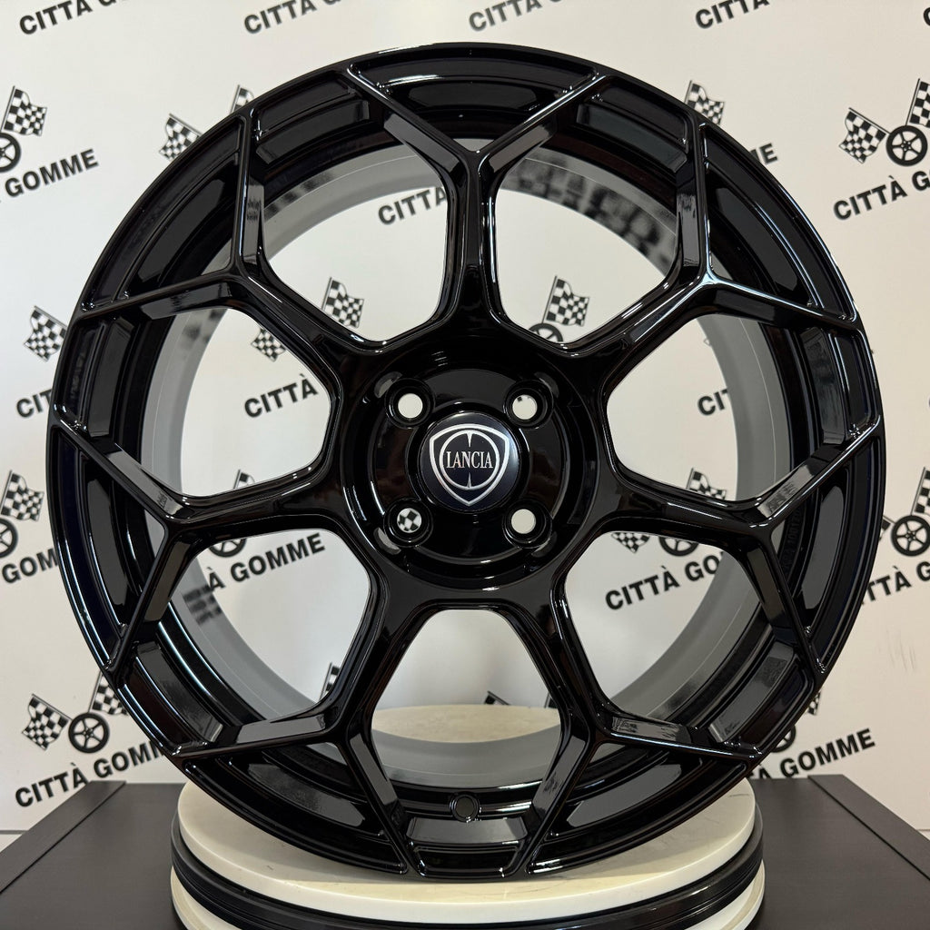 Set 4 Cerchi in lega RACEWAY per Lancia Ypsilon dal 2024>
