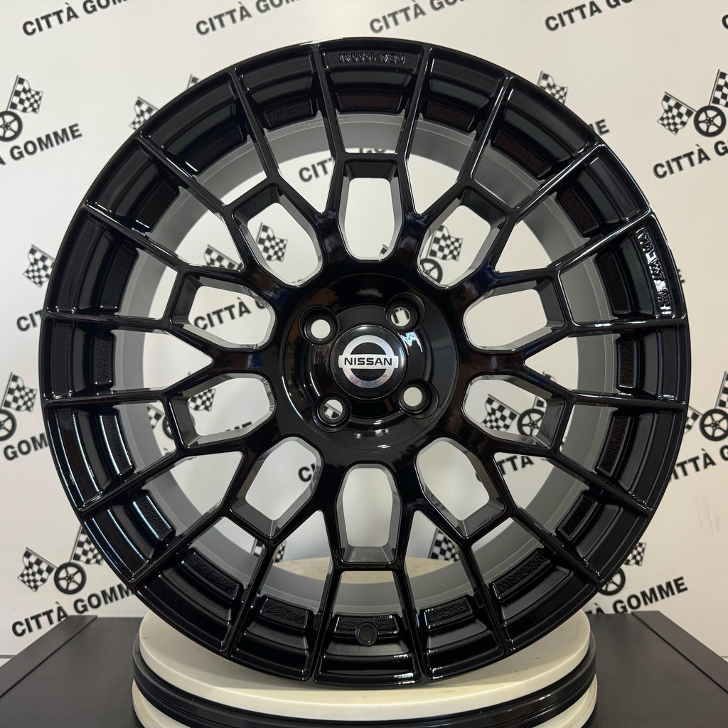 Set da 4 Cerchi in lega APX per NISSAN MICRA NOTE