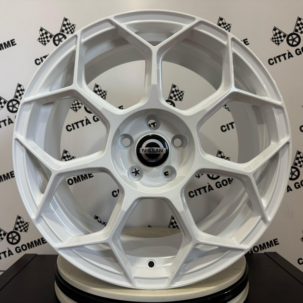 Set 4 Cerchi in lega Raceway per Nissan Juke Quashqai x-Trail Pulsar Leaf Primera e-NV200