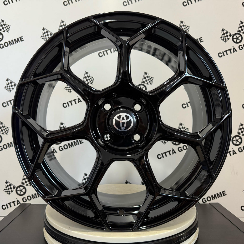 Set da 4 Cerchi in lega RACEWAY per TOYOTA COROLLA IQ YARIS