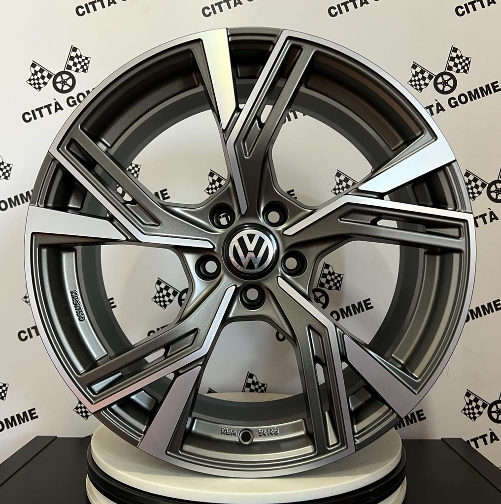 Vw Python Rubber Set 4 Cerchi in lega Python per Volkswagen Golf 5 6 7 Tiguan T-ROC Pas ...
