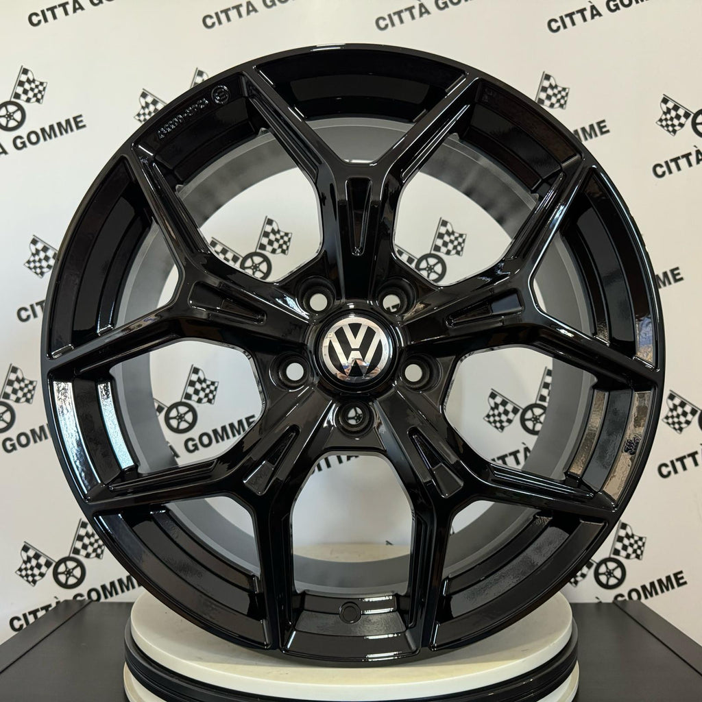 Set 4 Cerchi in lega EPICA per Volkswagen CADDY GOLF 5 6 7 8 TIGUAN T-ROC EOS ID3 ID4 ID5 TOURAN