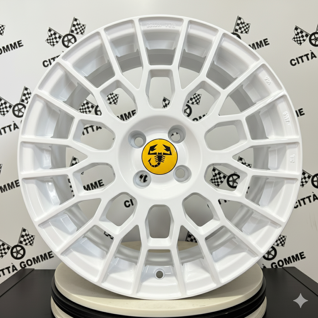 Set da 4 Cerchi in lega APX per ABARTH 500 500E (LOGO GIALLO)