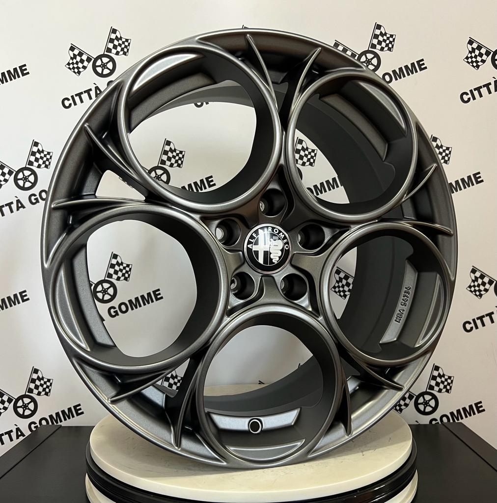 Set Dadi Antifurto Per Ruote Auto - 4 Dadi + Chiave M14x1.5mm Per Protezione Pneumatici - Foto 2