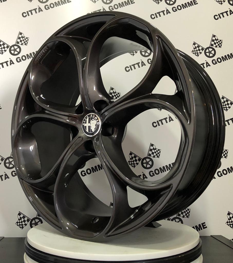 Set da 4 Cerchi in lega Drake per Alfa Romeo Giulietta Giulia 159 Brera Spyder Stelvio Tonale