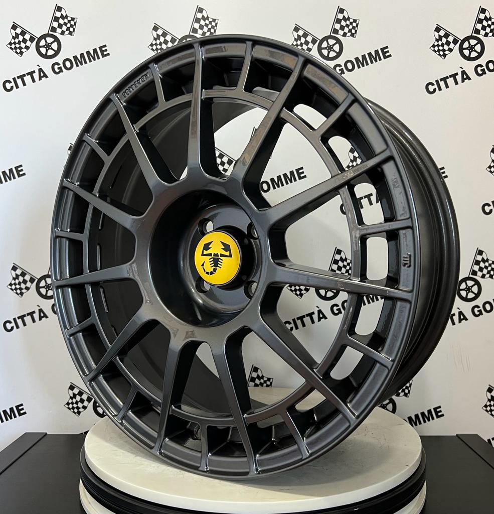 Set da 4 Cerchi in lega NTT per ABARTH GRANDE PUNTO 124 SPIDER (LOGO GIALLO)