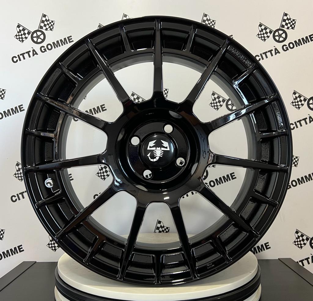 Set da 4 Cerchi in lega NTT per ABARTH GRANDE PUNTO 124 SPIDER (LOGO NERO)