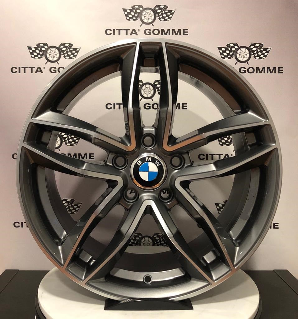 Set da 4 Cerchi in lega AF16 per BMW X1 2015> X2 X3 X4 Serie 5 2017> Serie 1 3 X5 X6 2019> Serie 2 Active / Gran Tourer