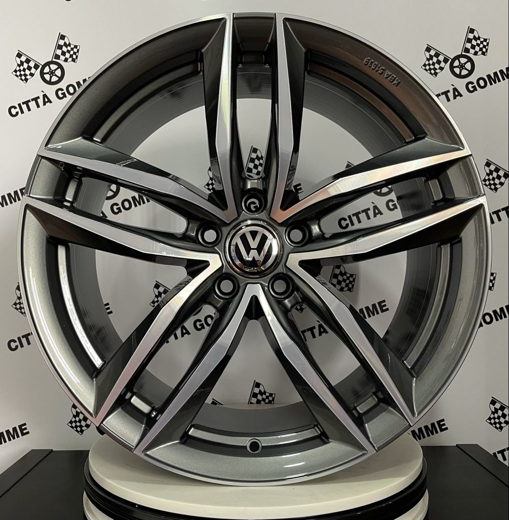 Set 4 Cerchi in lega Vulcano per Volkswagen Golf 5 6 7 8 T-Roc Tiguan Eos Touran Caddy Jetta Beetle Sharan ID3